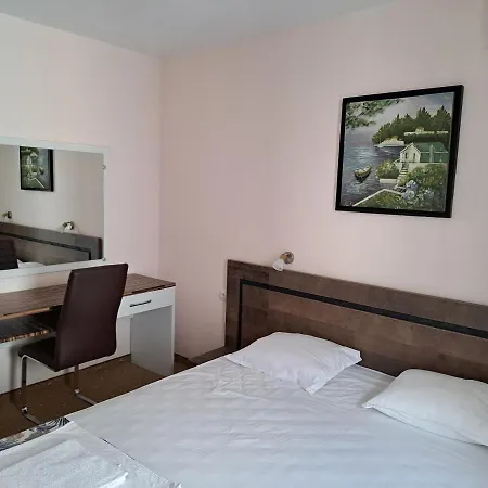 Artrooms Apartment Nesebar